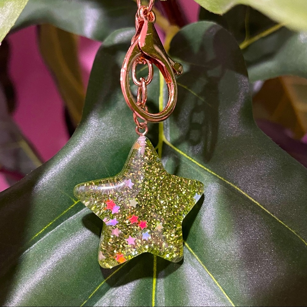 Green Star Glitter Keychain